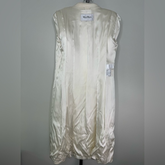 Max Mara Wool Coat - Timeless Elegance and Italian Craftsmanship π - Picture 8 of 16